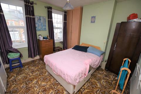 26 Stanley Road, Harrow, HA2 8AZ
