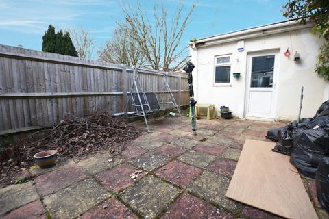 26 Stanley Road, Harrow, HA2 8AZ