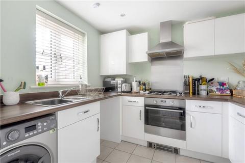 7 Catterick Way, Towcester, NN12 6NX