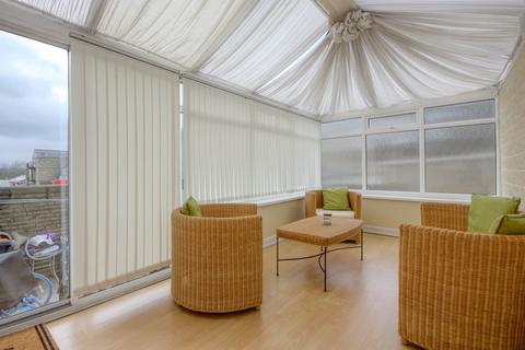 80a Albert Road, Colne, BB8 0AG