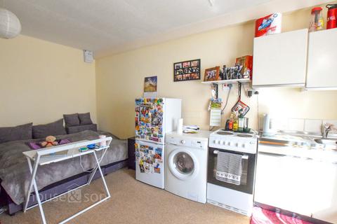 Studio for sale, Pinelands, 18 Knyveton Road, Bournemouth, BH1