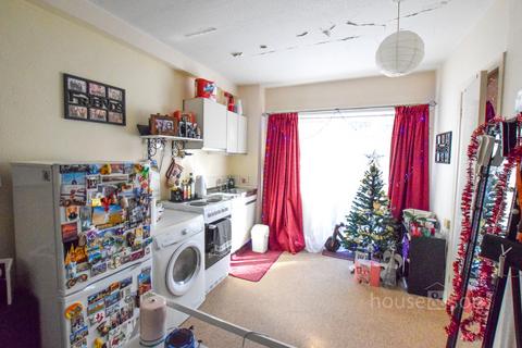 undefined, Pinelands, 18 Knyveton Road, Bournemouth, BH1