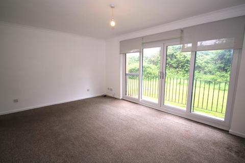2 bedroom ground floor flat to rent, Ingleside Drive, Stevenage