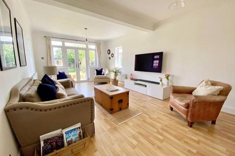 26 Dartford Road, Bexley, DA5 2AZ