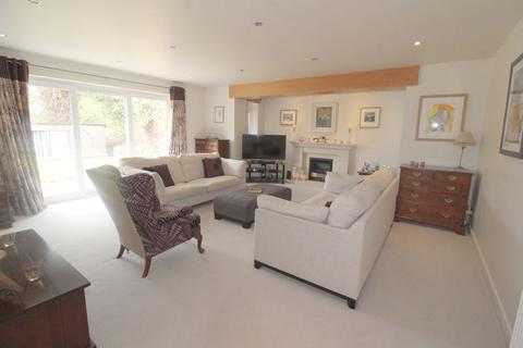 5 bedroom detached house for sale - Anglesey Drive, Poynton