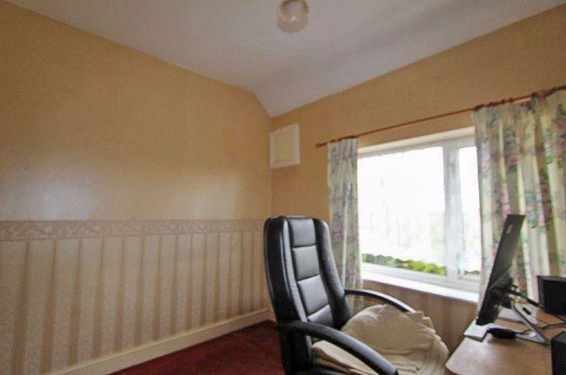 Alumwell Road, Walsall 3 bed semidetached house £180,000