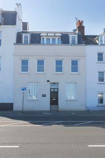 3 bedroom property to rent, Glategny Esplanade, St. Peter Port, Guernsey