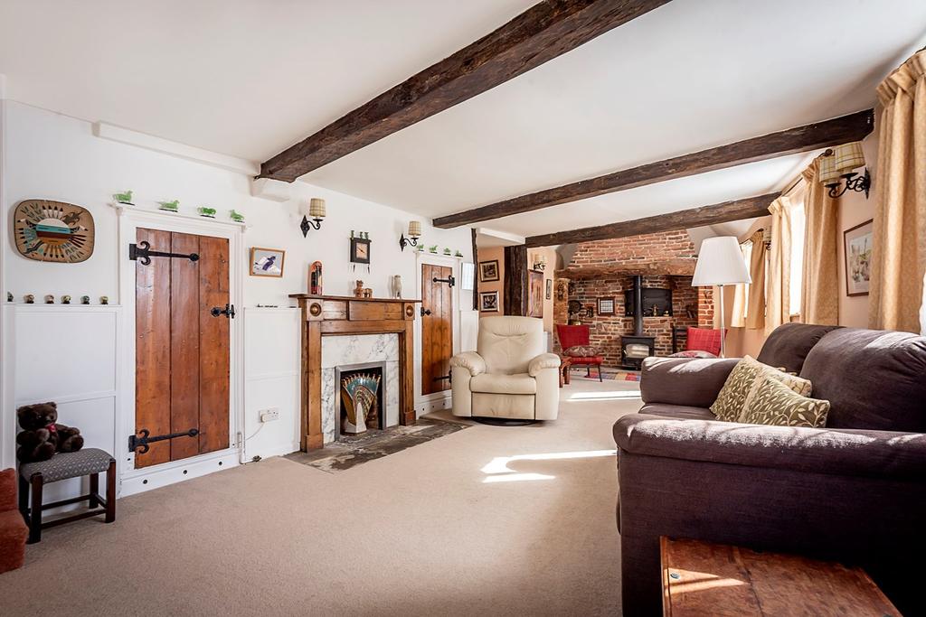 High Street, Gosmore, Hitchin, SG4 3 bed character property £1,000,000