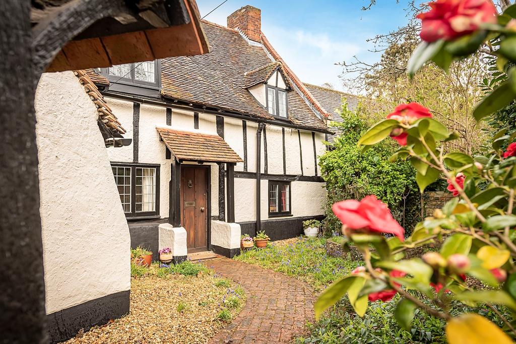High Street, Gosmore, Hitchin, SG4 3 bed character property £1,000,000