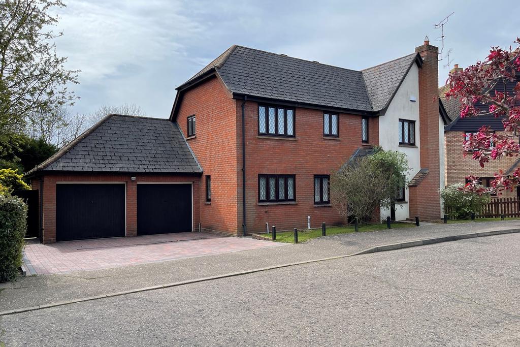 Walford Place, Chelmer Village, Chelmsford, CM2 4 bed detached house