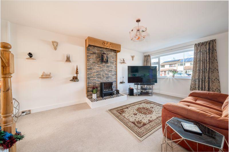 Wetenhall Drive, Leek 3 bed detached house £299,995