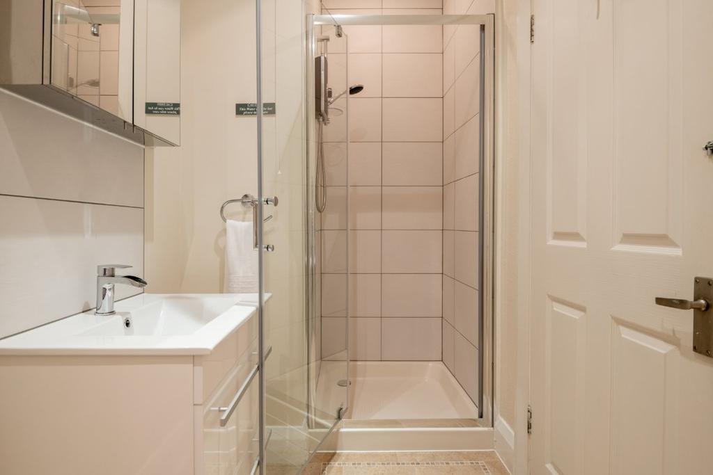 Bilbrook Ensuite