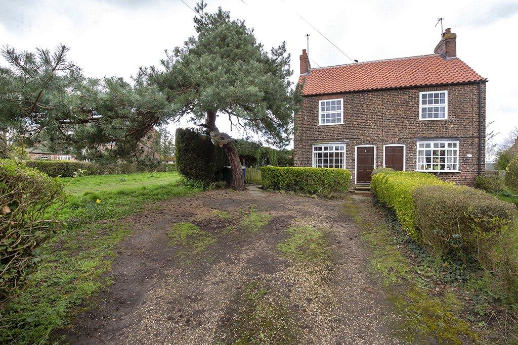 Garmancarr Lane, Wistow, Selby, North Yorkshire, YO8 2 bed semi