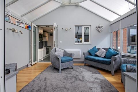 33 Euston Way, Dinnington, Sheffield, S25 3RS