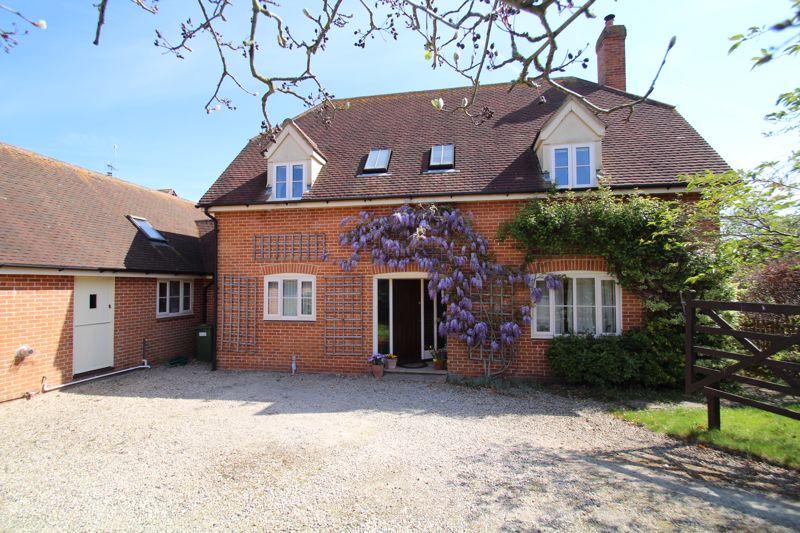 Whatleys Orchard, Swindon 4 bed detached house £950,000