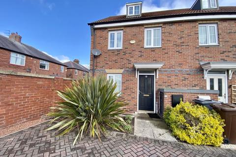 3 bedroom townhouse for sale - Windermere Close, Wallsend