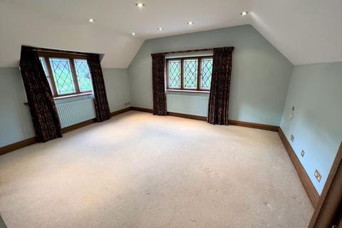 3 bedroom detached house to rent - Dinmore Estate, Hereford