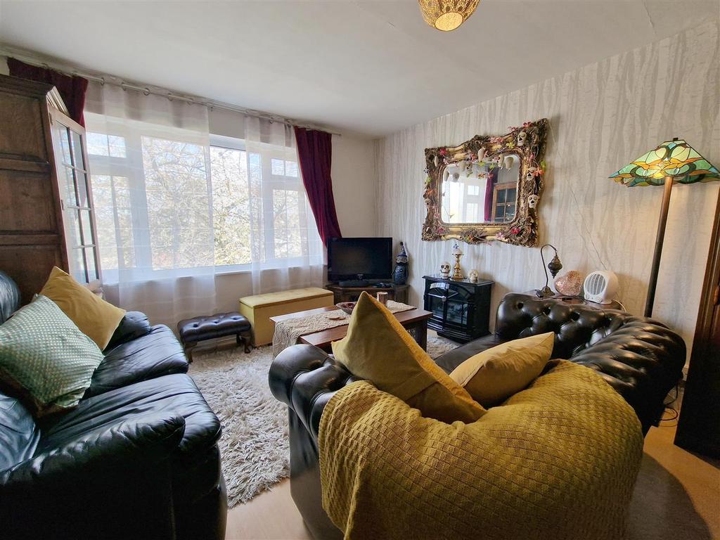 Living room.jpg