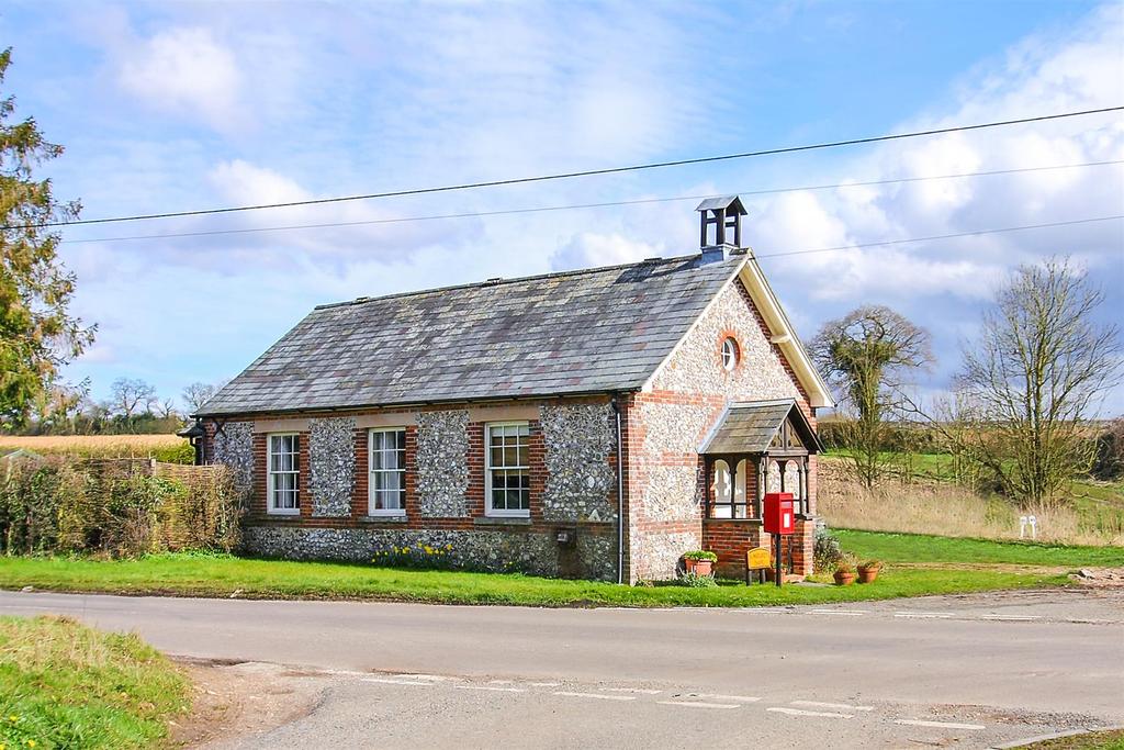 St Margaret's Chapel.jpg