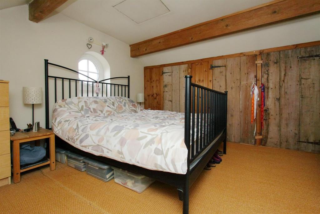 St Margaret's Chapel - Bedroom.JPG