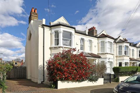 5 bedroom end of terrace house for sale - Galveston Road, London