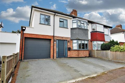 66 Bramble Road, Hatfield, AL10 9SE