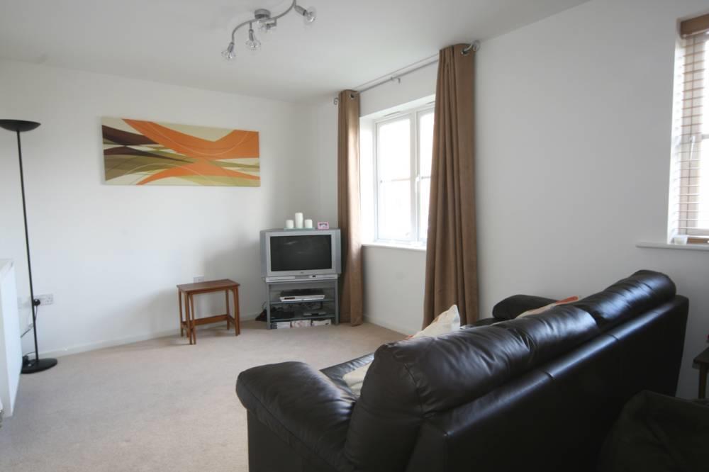 Windsor Court, Off Brindley Close, Stoney Stanton 1 bed flat - £525 pcm ...