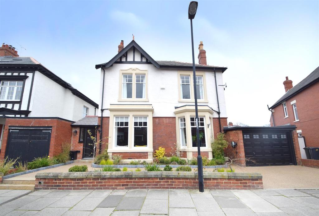 Holywell Avenue, Whitley Bay 4 bed detached house £899,950