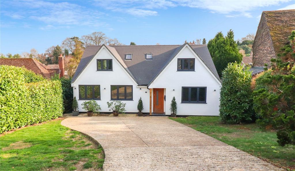 School Lane, Chalfont St Peter... 4 bed detached house £1,200,000
