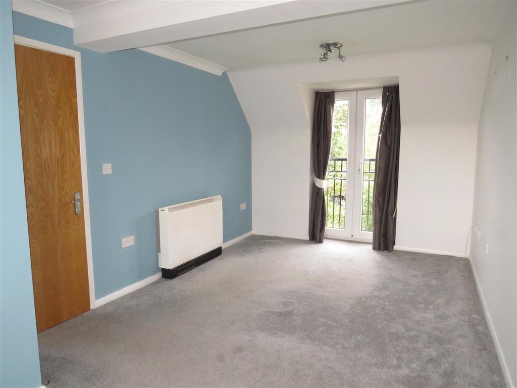 Warren House Walk, WALMLEY, Sutton Coldfield 2 bed apartment £775 pcm