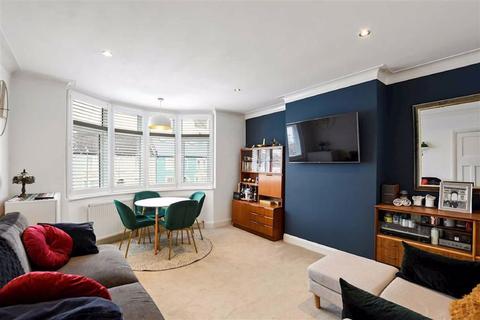7b Wheathill Road, London, SE20 7XQ