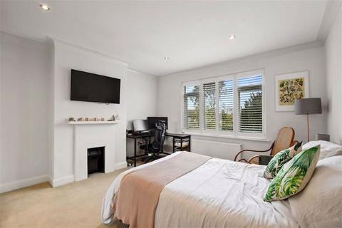 7b Wheathill Road, London, SE20 7XQ