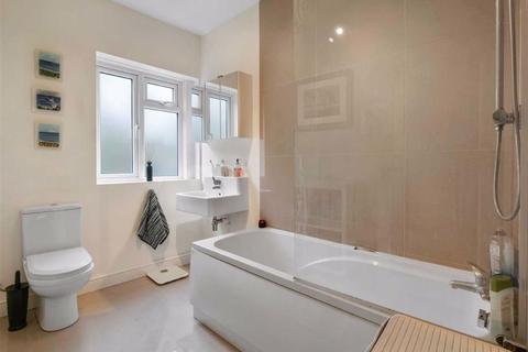 58 Cambridge Road, London, SE20 7XL