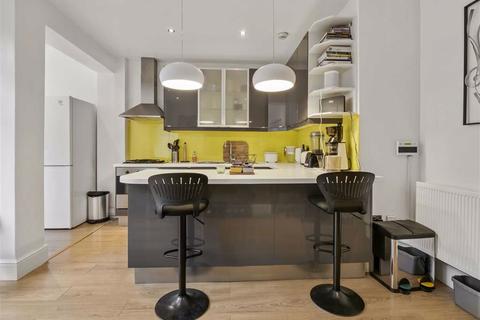 58 Cambridge Road, London, SE20 7XL