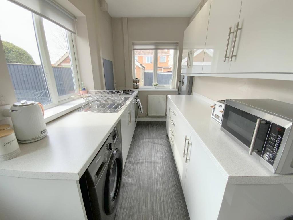 Dugard Road, Cleethorpes 3 bed semidetached house £175,000
