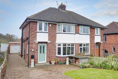 32 Airedale Drive, Horsforth, Leeds, LS18 5ED