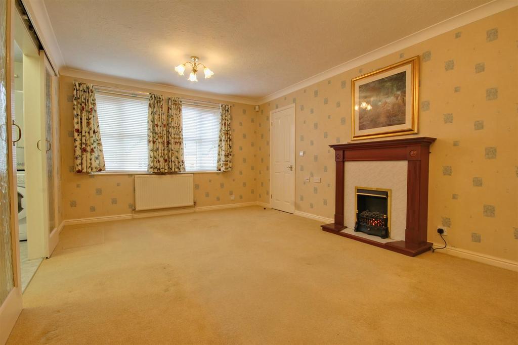 John Gray Court, Willerby, Hull 2 bed apartment for sale £125,000