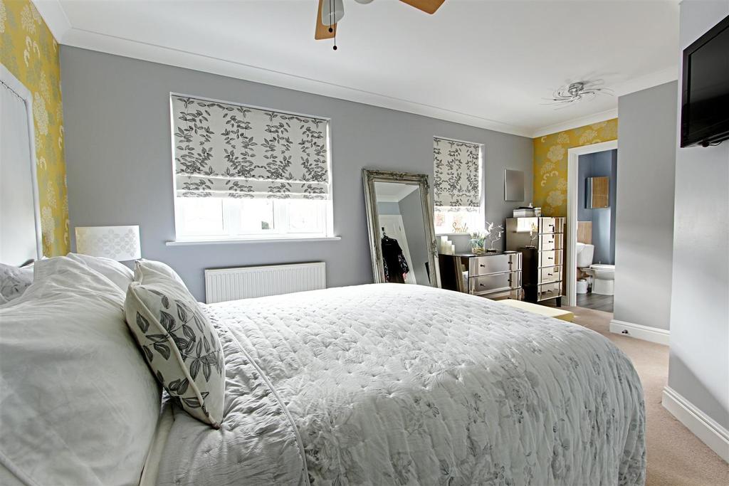Master Bedroom 1.jpg