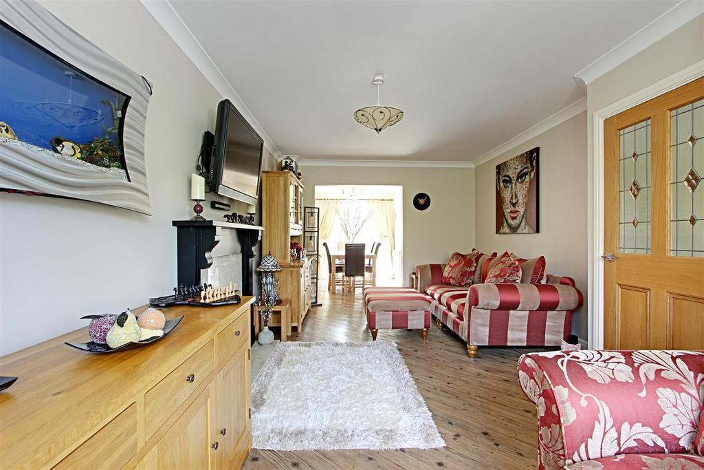 Living Room.jpg