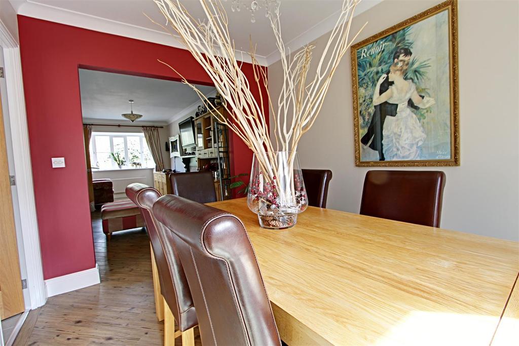 Dining Room 1.jpg