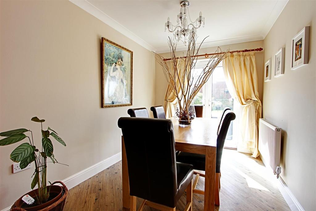 Dining Room.jpg