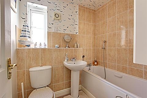 6 Berkeley Close, Pitstone, Leighton Buzzard, LU7 9FG