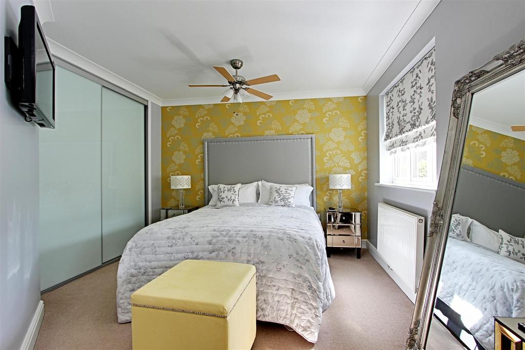 Master Bedroom.jpg