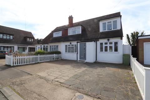 3 Oakbank, Hutton, Brentwood, CM13 1DN