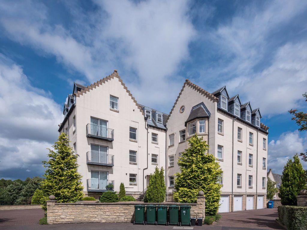 MID STEIL, GREENBANK, EDINBURGH, EH10 5XB 3 bed flat £1,440 pcm (£332 pw)