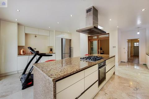 3 bedroom end of terrace house for sale - Tottenhall Road, London
