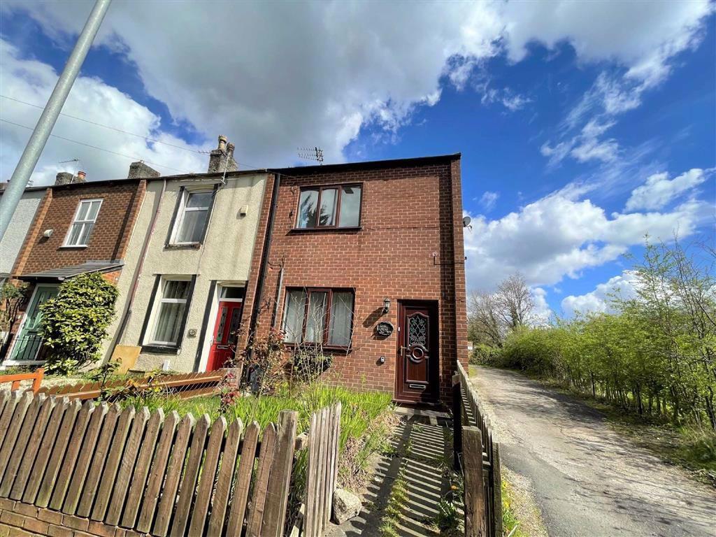 Hough Lane, Tyldesley 2 bed end of terrace house £100,000