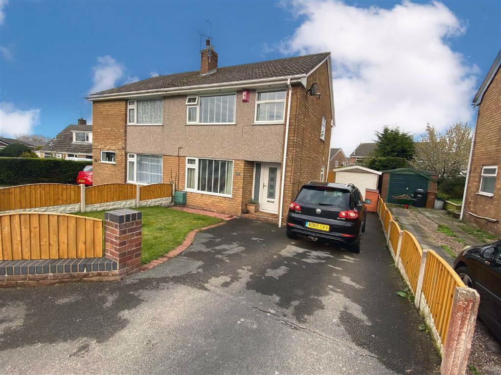 Moorcroft, New Brighton, Flintshire 3 bed semidetached house £220,000