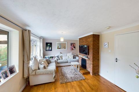 57 Foxhill, Olney, MK46 5DG