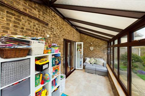 57 Foxhill, Olney, MK46 5DG